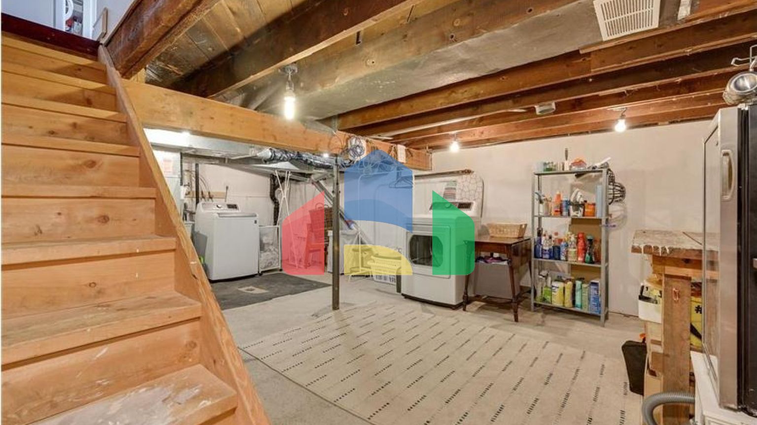 Residential - Single Family Home - Edmonton, Canada - Canada