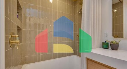 Residential - Single Family Home - Edmonton, Canada - Canada