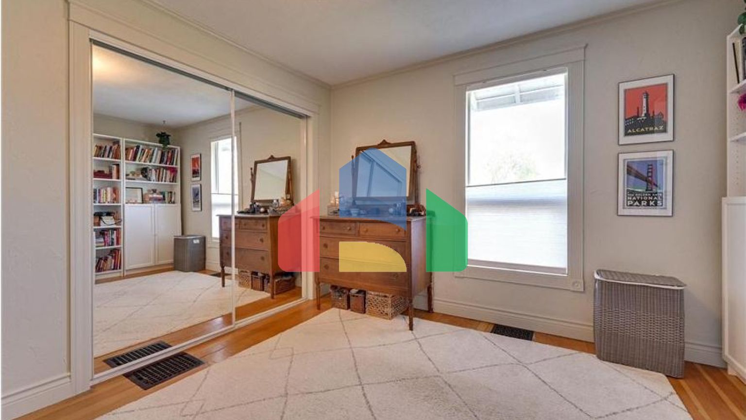 Residential - Single Family Home - Edmonton, Canada - Canada