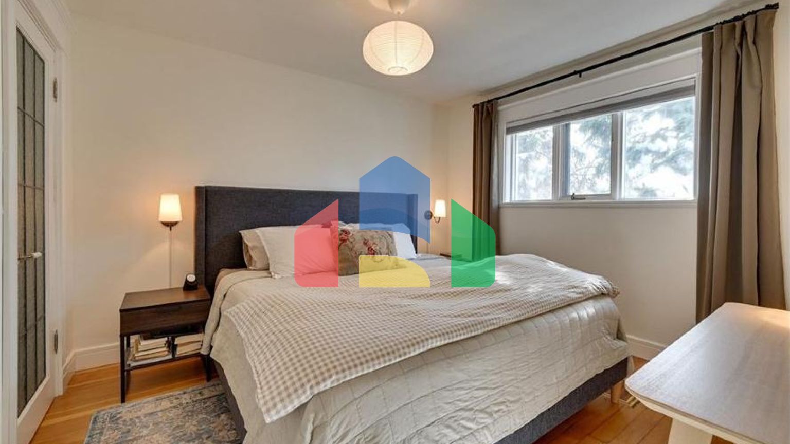 Residential - Single Family Home - Edmonton, Canada - Canada