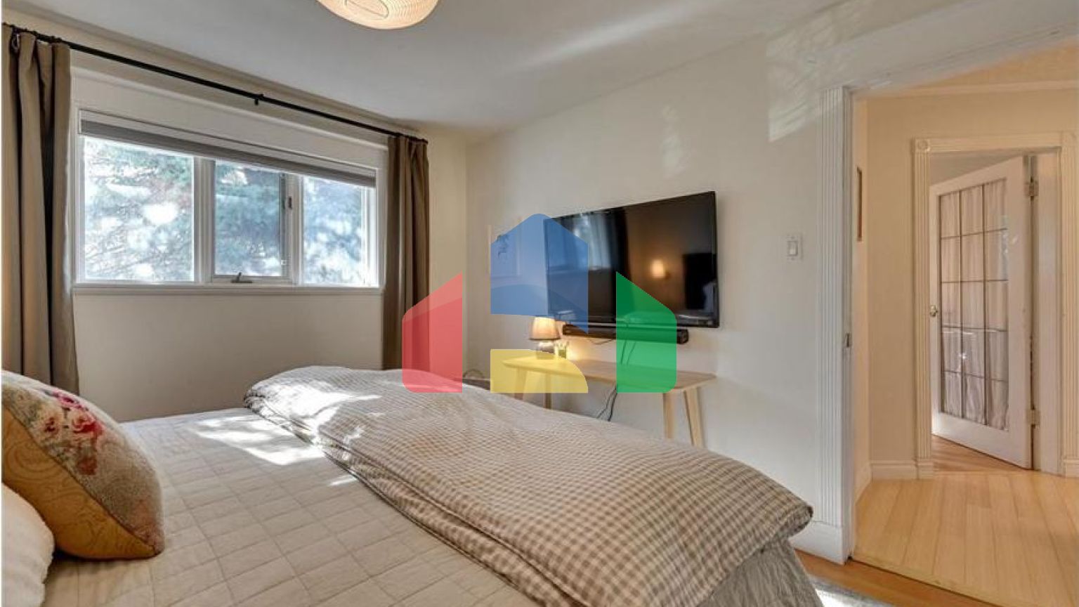 Residential - Single Family Home - Edmonton, Canada - Canada