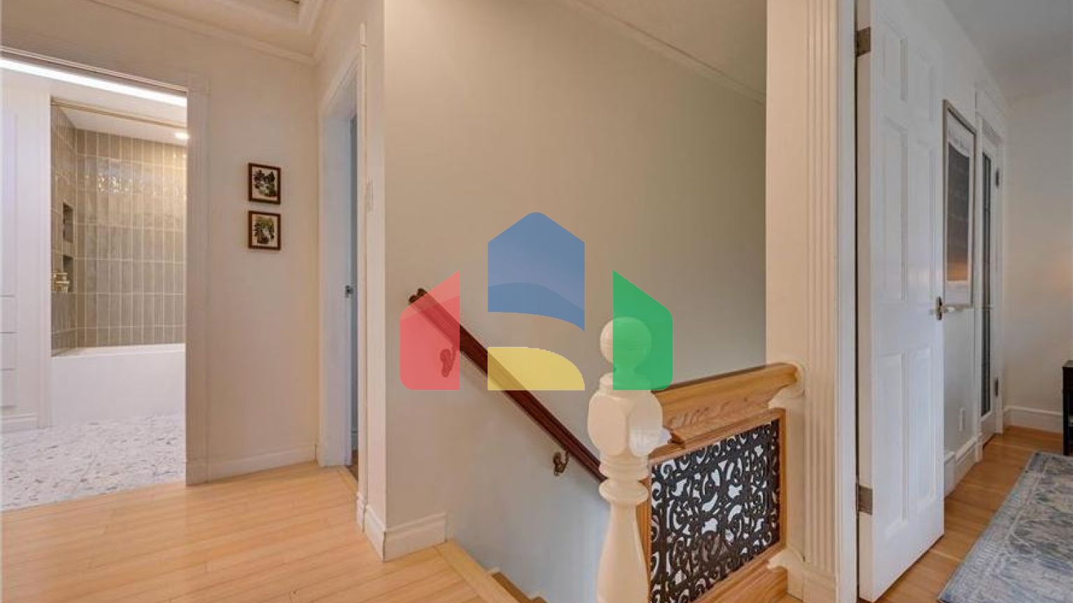 Residential - Single Family Home - Edmonton, Canada - Canada