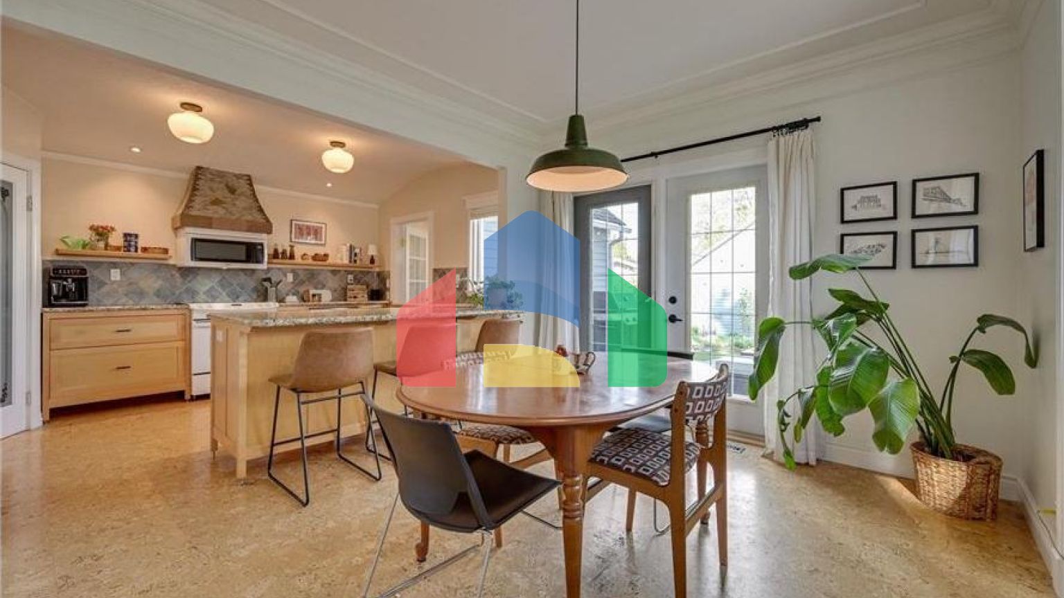 Residential - Single Family Home - Edmonton, Canada - Canada