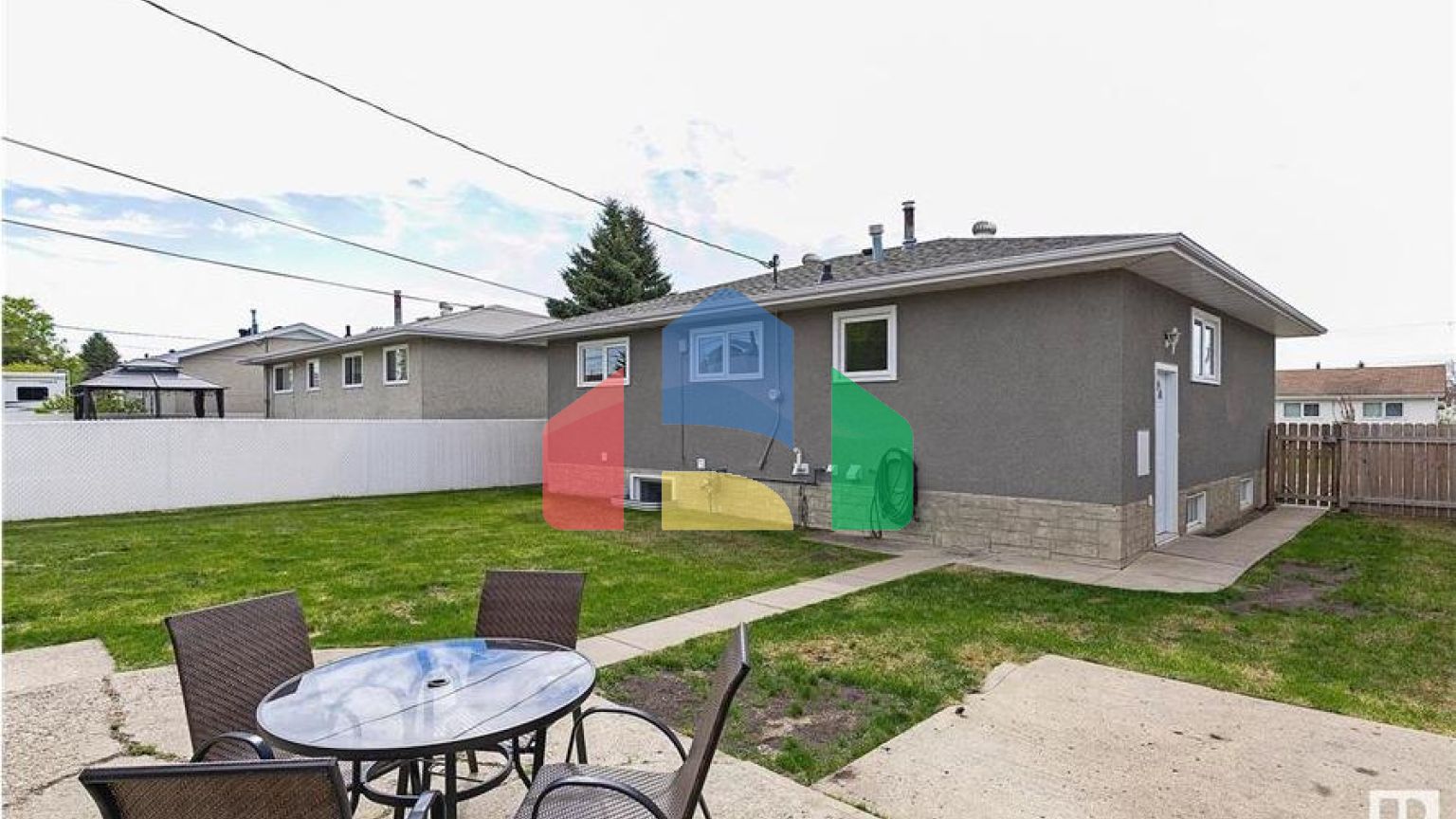 Residential - Single Family Home - Edmonton, Canada - Canada