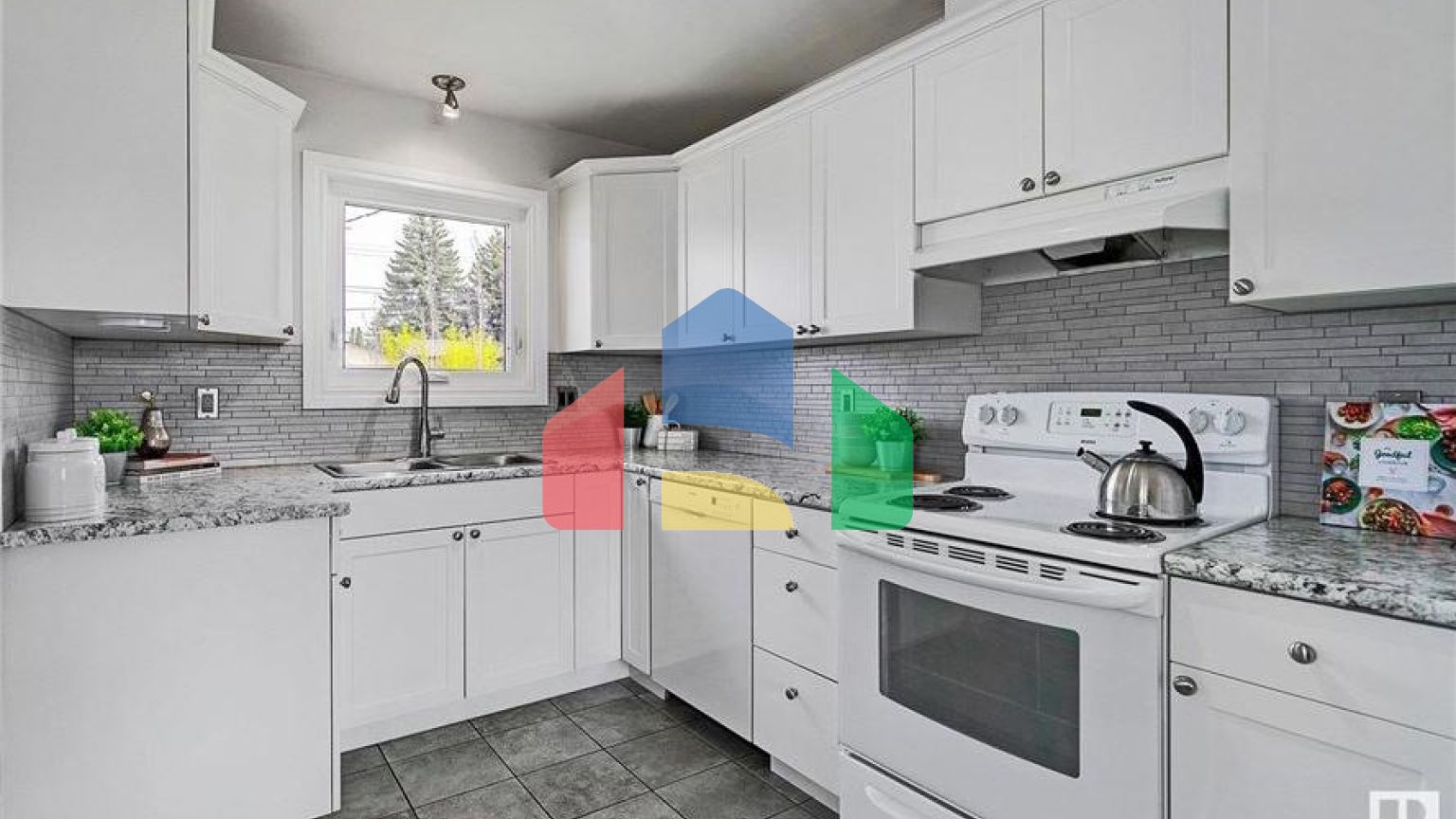 Residential - Single Family Home - Edmonton, Canada - Canada