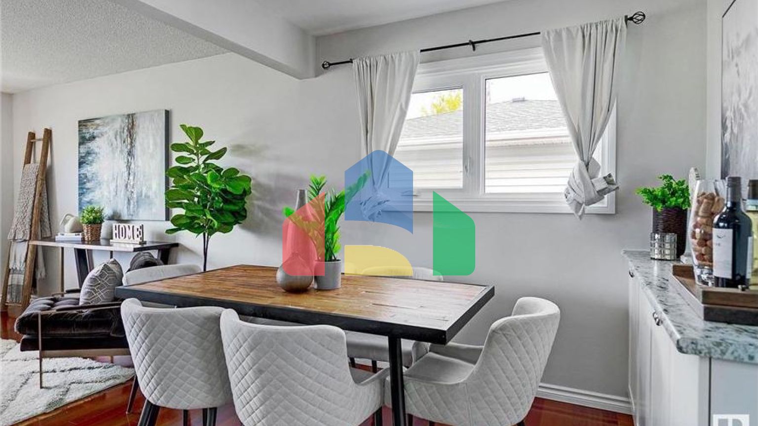 Residential - Single Family Home - Edmonton, Canada - Canada