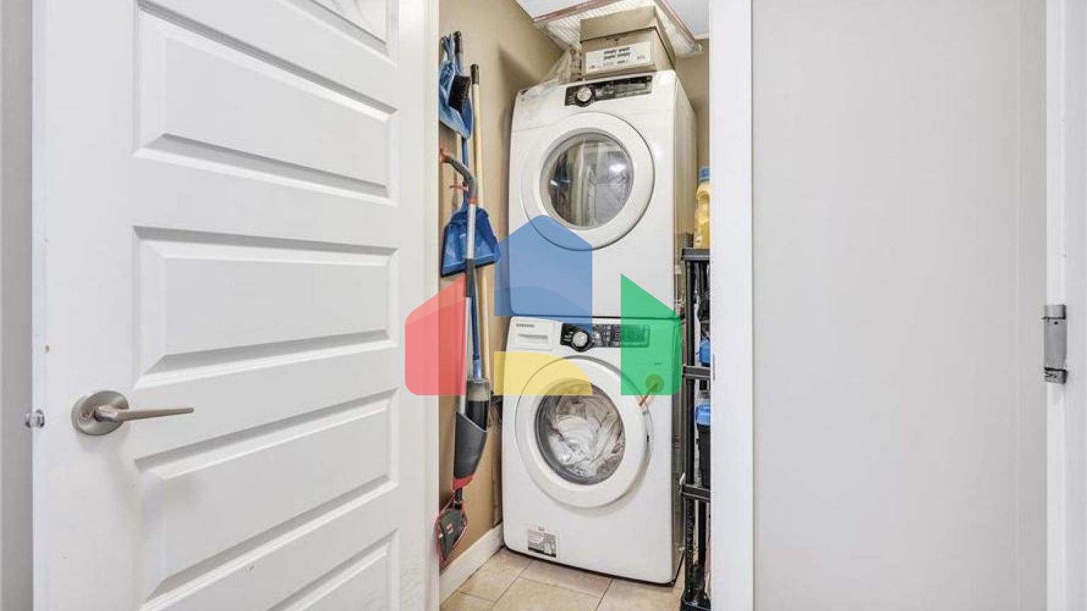 Residential - Condo/Apartment - Edmonton, Canada - Canada