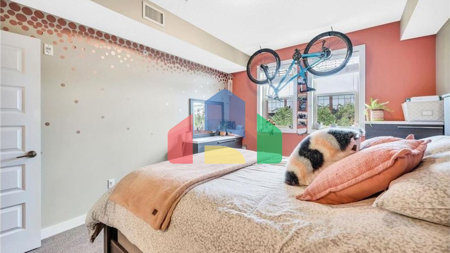 Residential - Condo/Apartment - Edmonton, Canada - Canada