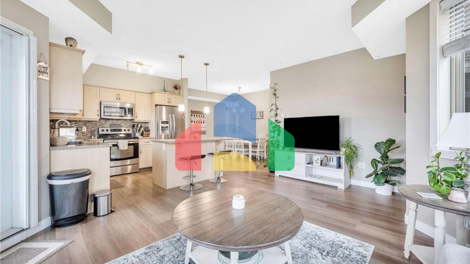 Residential - Condo/Apartment - Edmonton, Canada - Canada