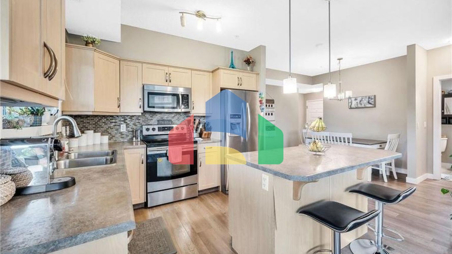 Residential - Condo/Apartment - Edmonton, Canada - Canada