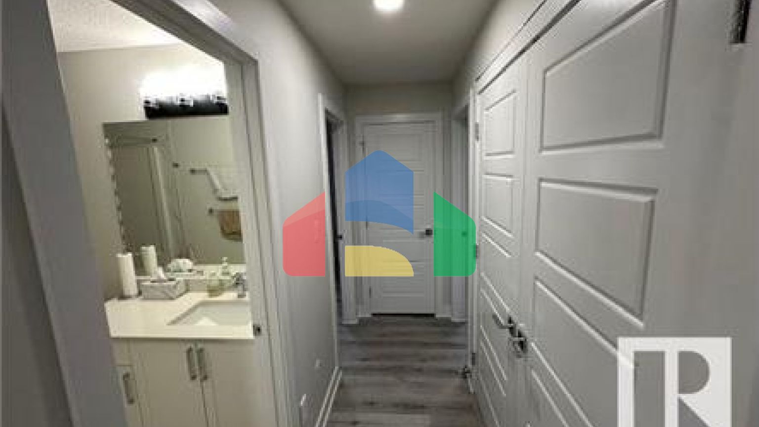 Residential - Single Family Home - Edmonton, Canada - Canada