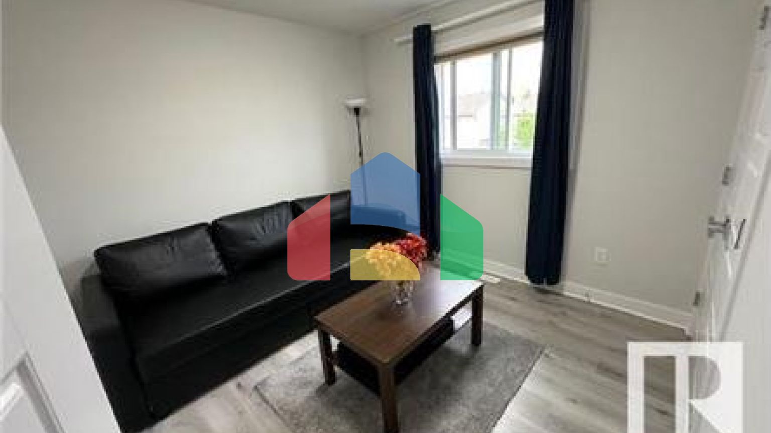 Residential - Single Family Home - Edmonton, Canada - Canada