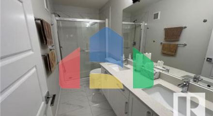 Residential - Single Family Home - Edmonton, Canada - Canada