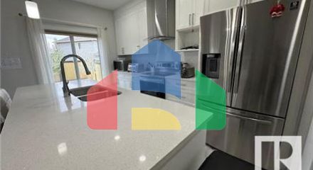 Residential - Single Family Home - Edmonton, Canada - Canada