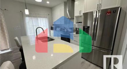 Residential - Single Family Home - Edmonton, Canada - Canada