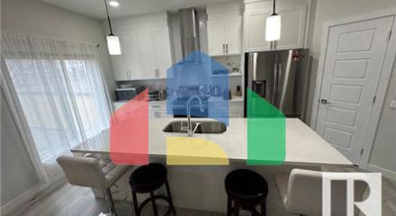 Residential - Single Family Home - Edmonton, Canada - Canada