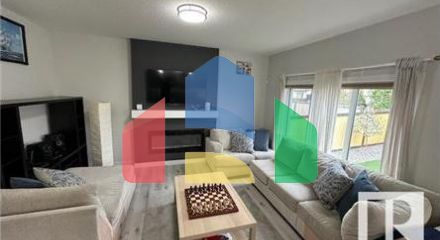 Residential - Single Family Home - Edmonton, Canada - Canada