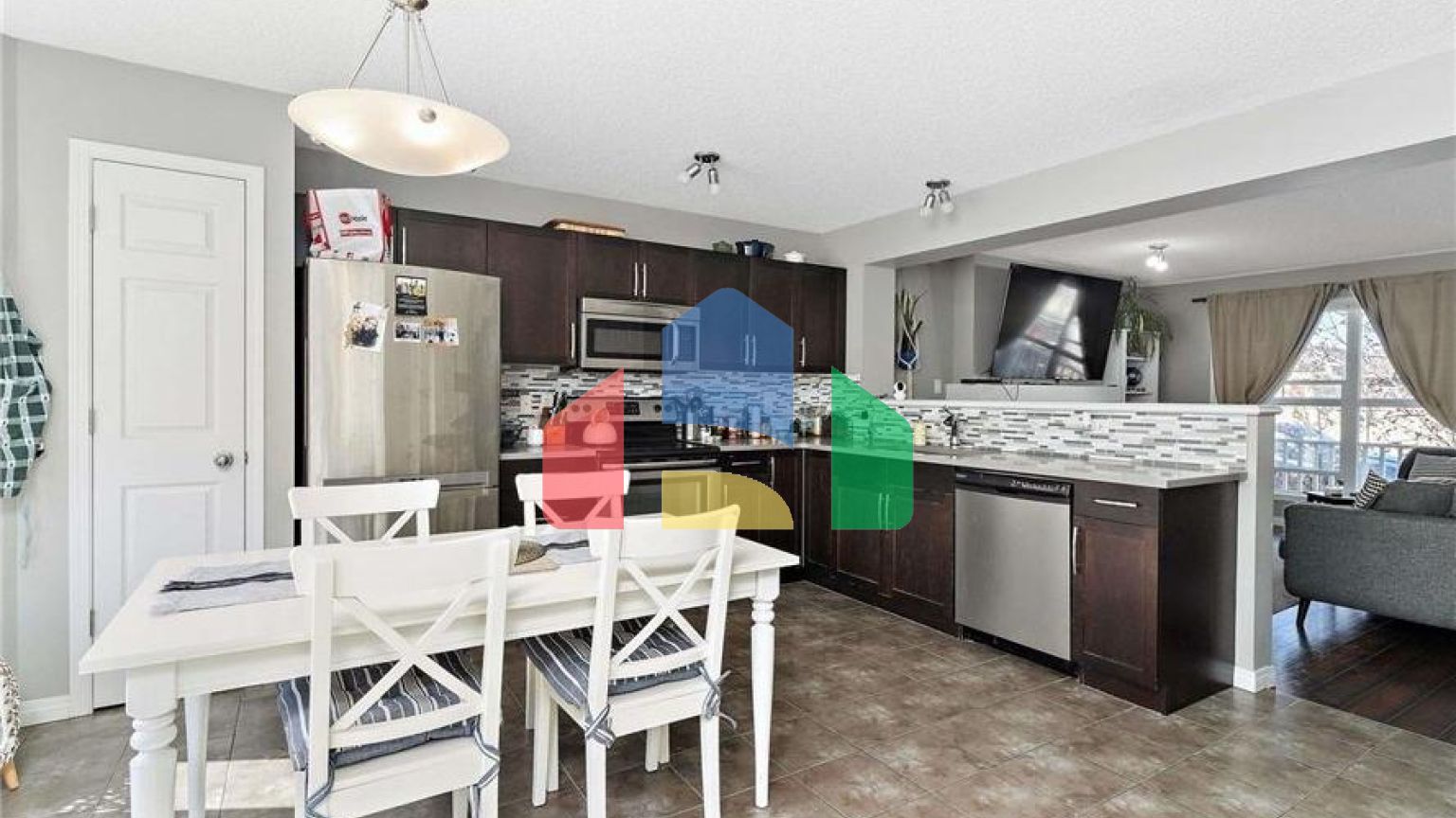 Residential - Single Family Home - Edmonton, Canada - Canada