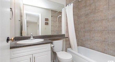 Residential - Condo/Apartment - Edmonton, Canada - Canada