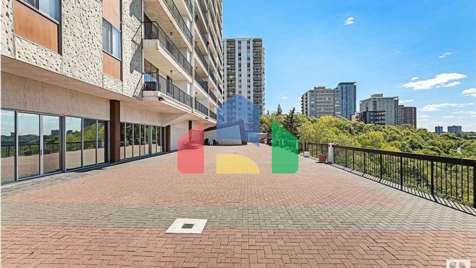 Residential - Condo/Apartment - Edmonton, Canada - Canada