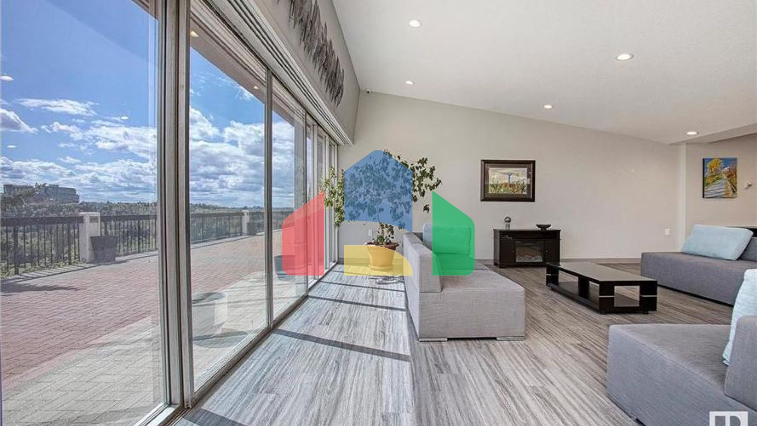 Residential - Condo/Apartment - Edmonton, Canada - Canada