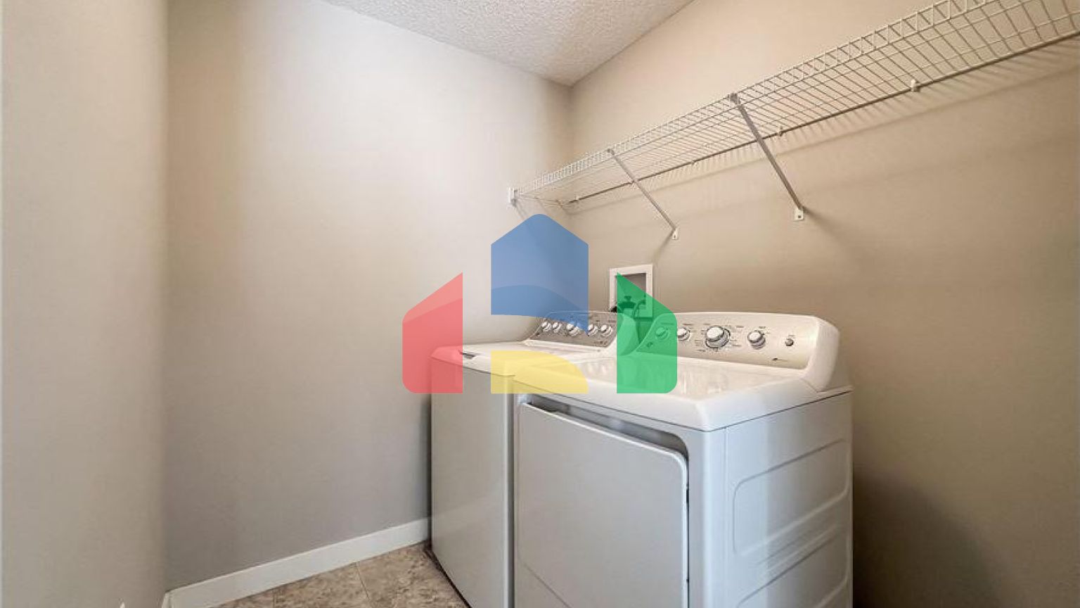 Residential - Single Family Home - Edmonton, Canada - Canada