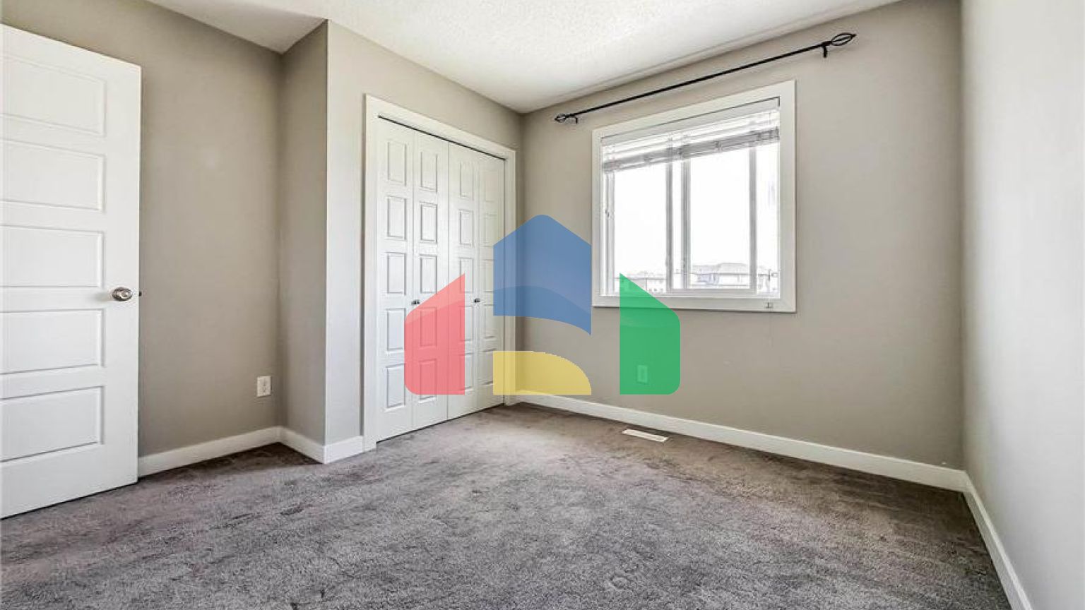 Residential - Single Family Home - Edmonton, Canada - Canada