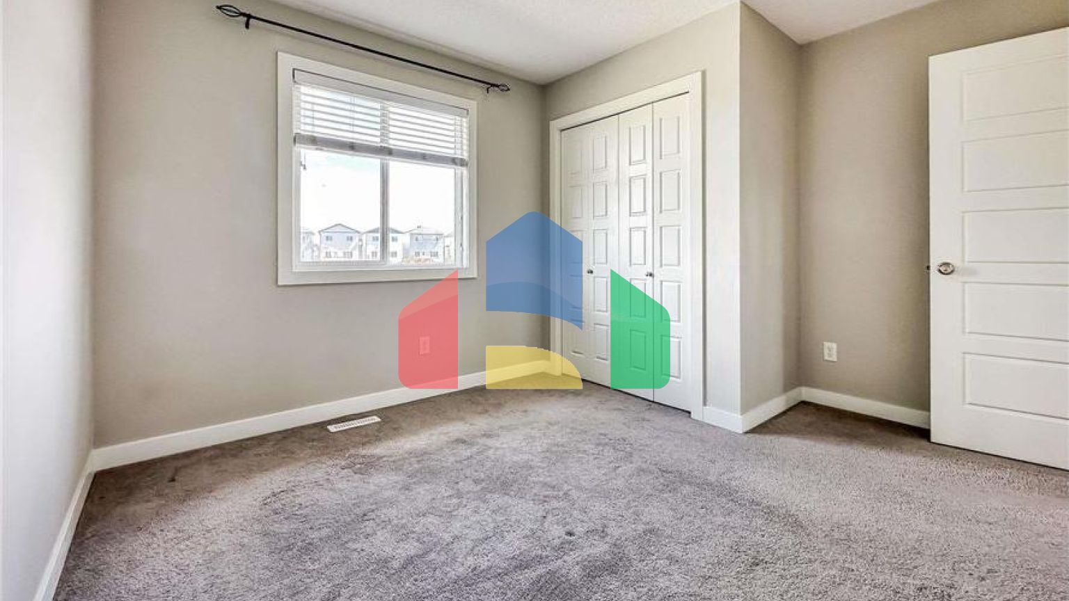 Residential - Single Family Home - Edmonton, Canada - Canada