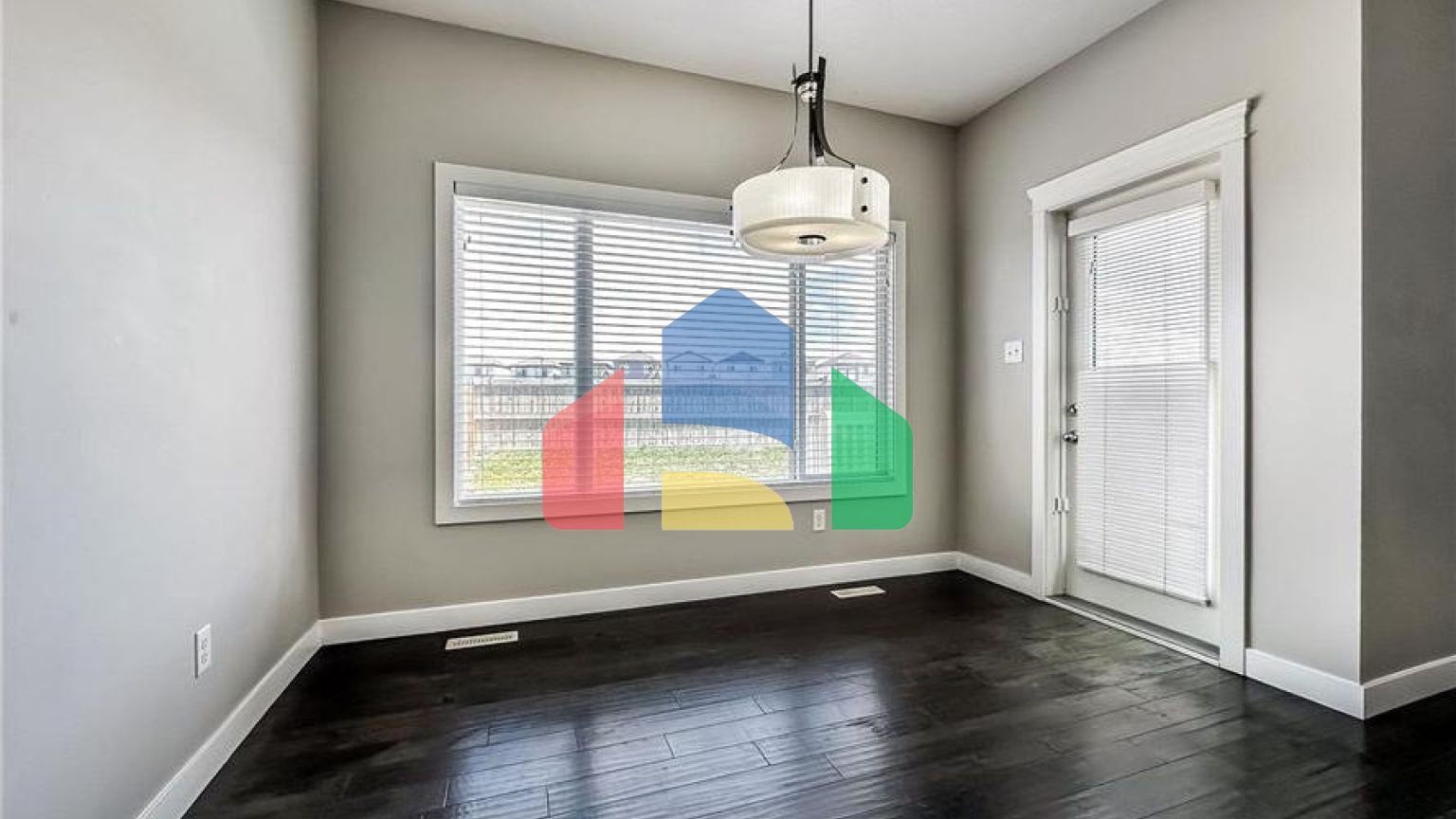 Residential - Single Family Home - Edmonton, Canada - Canada