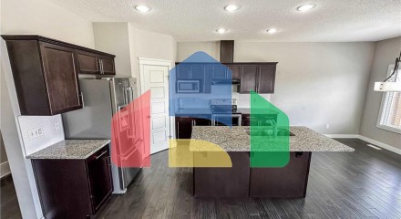 Residential - Single Family Home - Edmonton, Canada - Canada