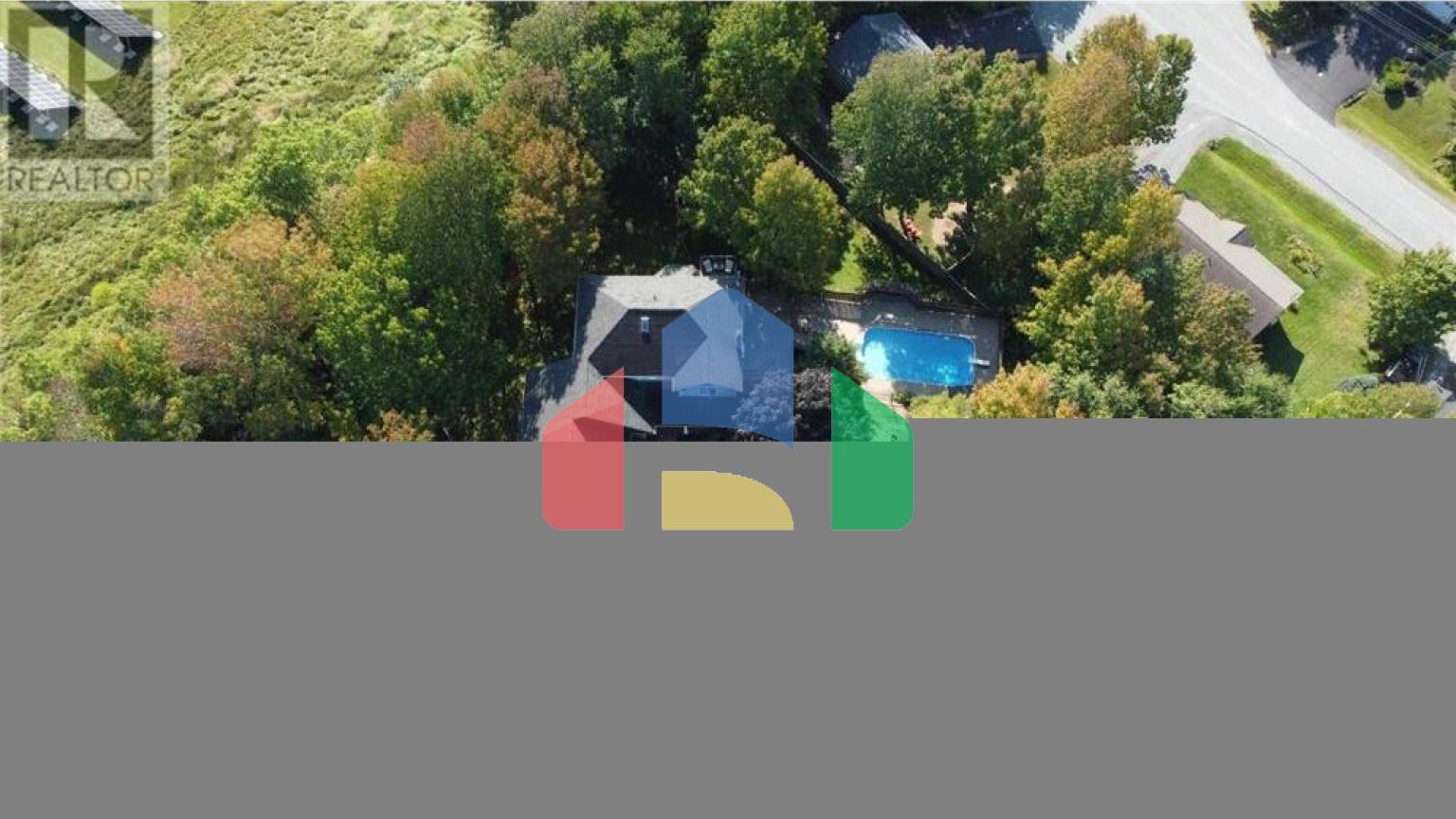 Residential - Single Family Home - Falmouth, Canada - Canada