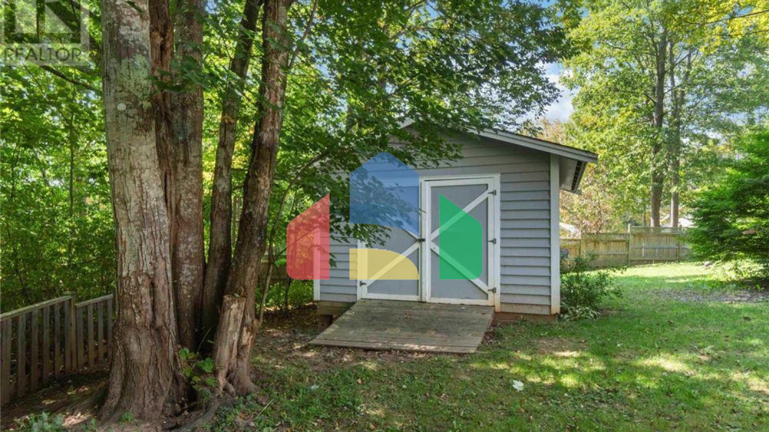 Residential - Single Family Home - Falmouth, Canada - Canada