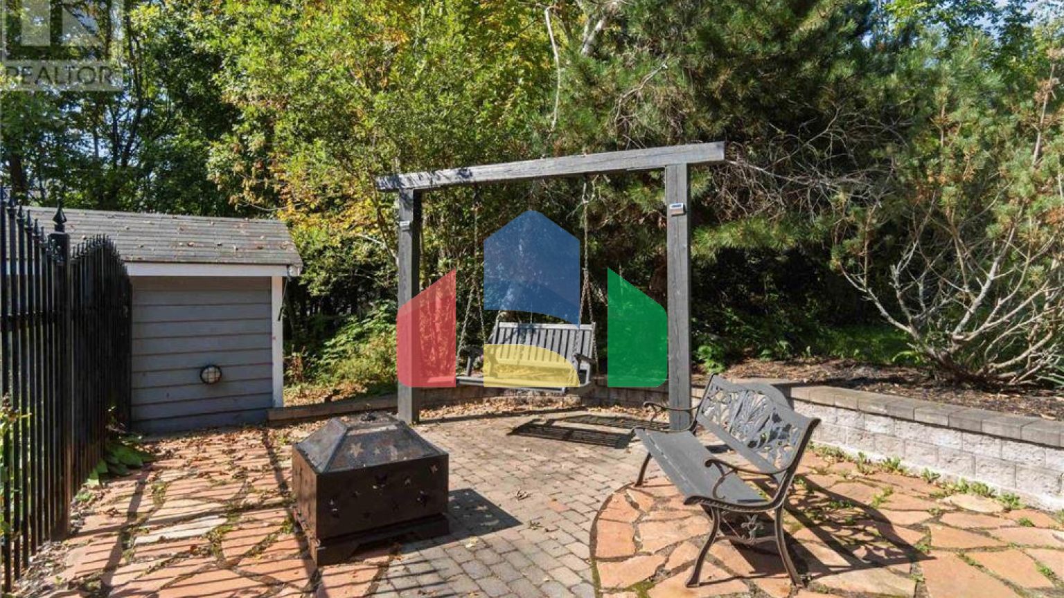 Residential - Single Family Home - Falmouth, Canada - Canada