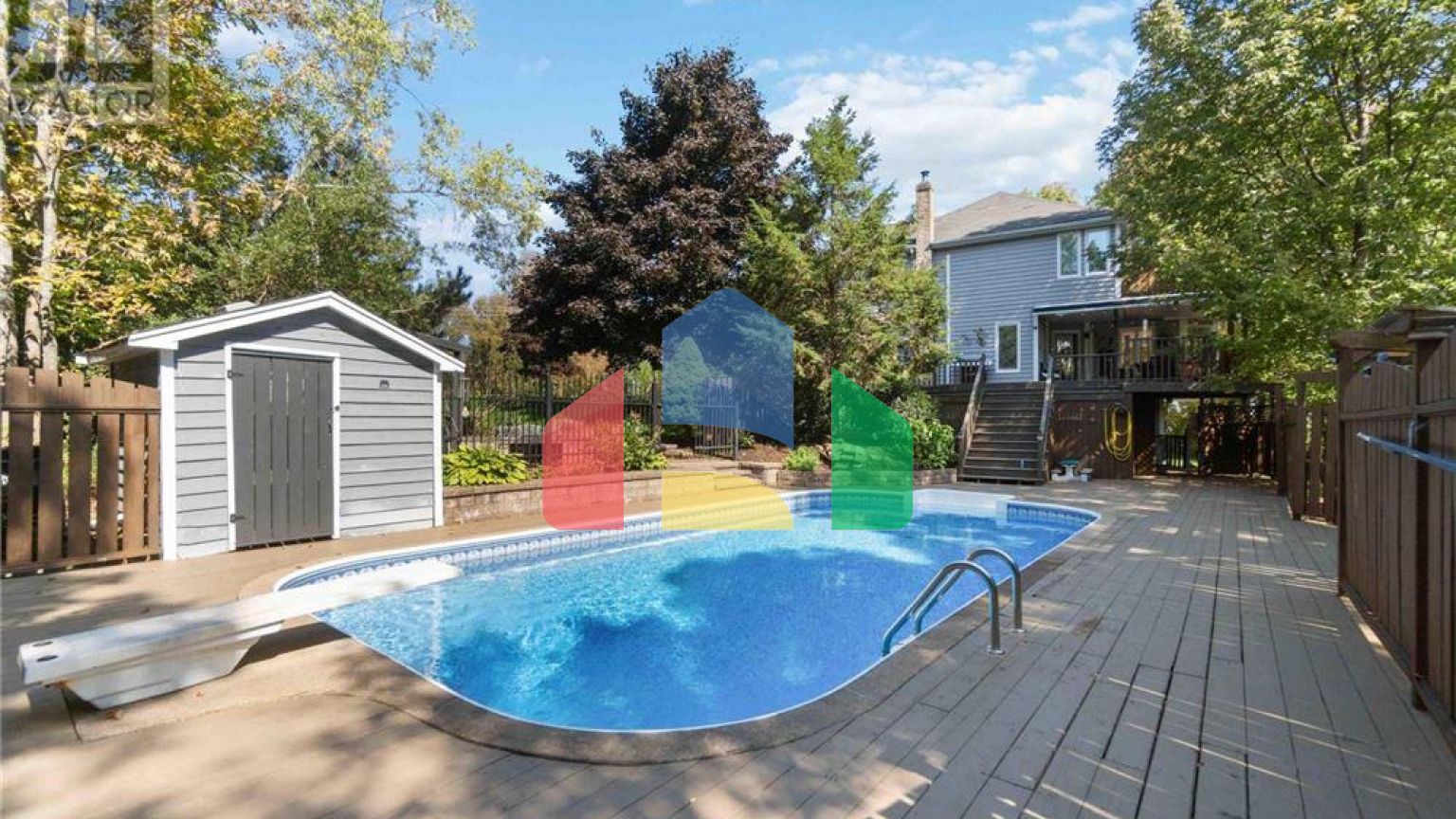 Residential - Single Family Home - Falmouth, Canada - Canada