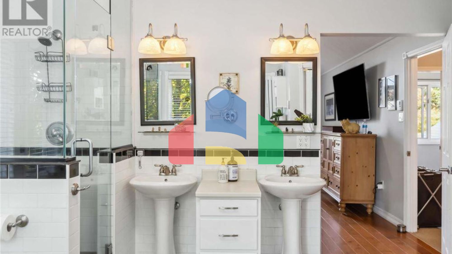 Residential - Single Family Home - Falmouth, Canada - Canada