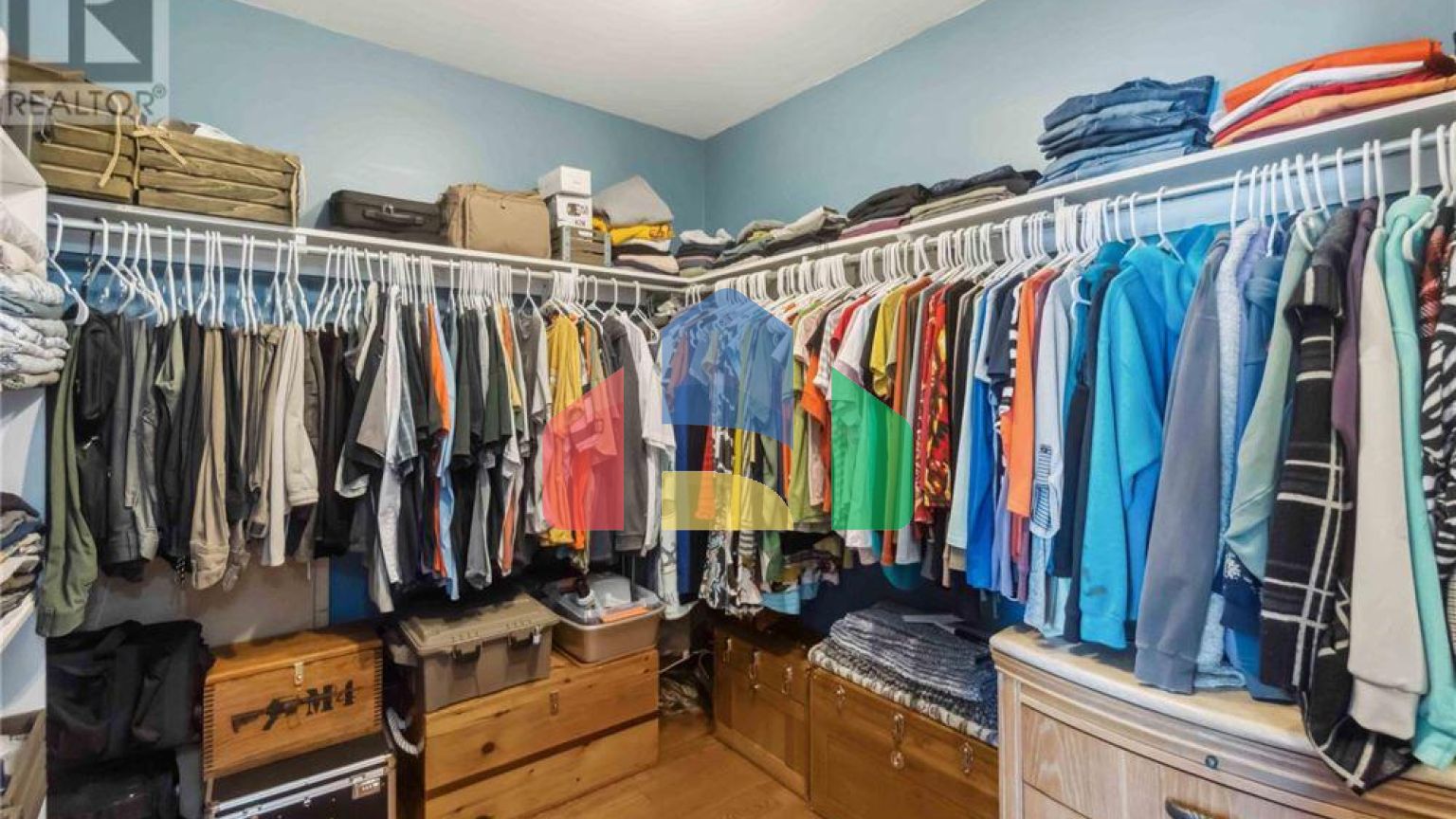 Residential - Single Family Home - Falmouth, Canada - Canada