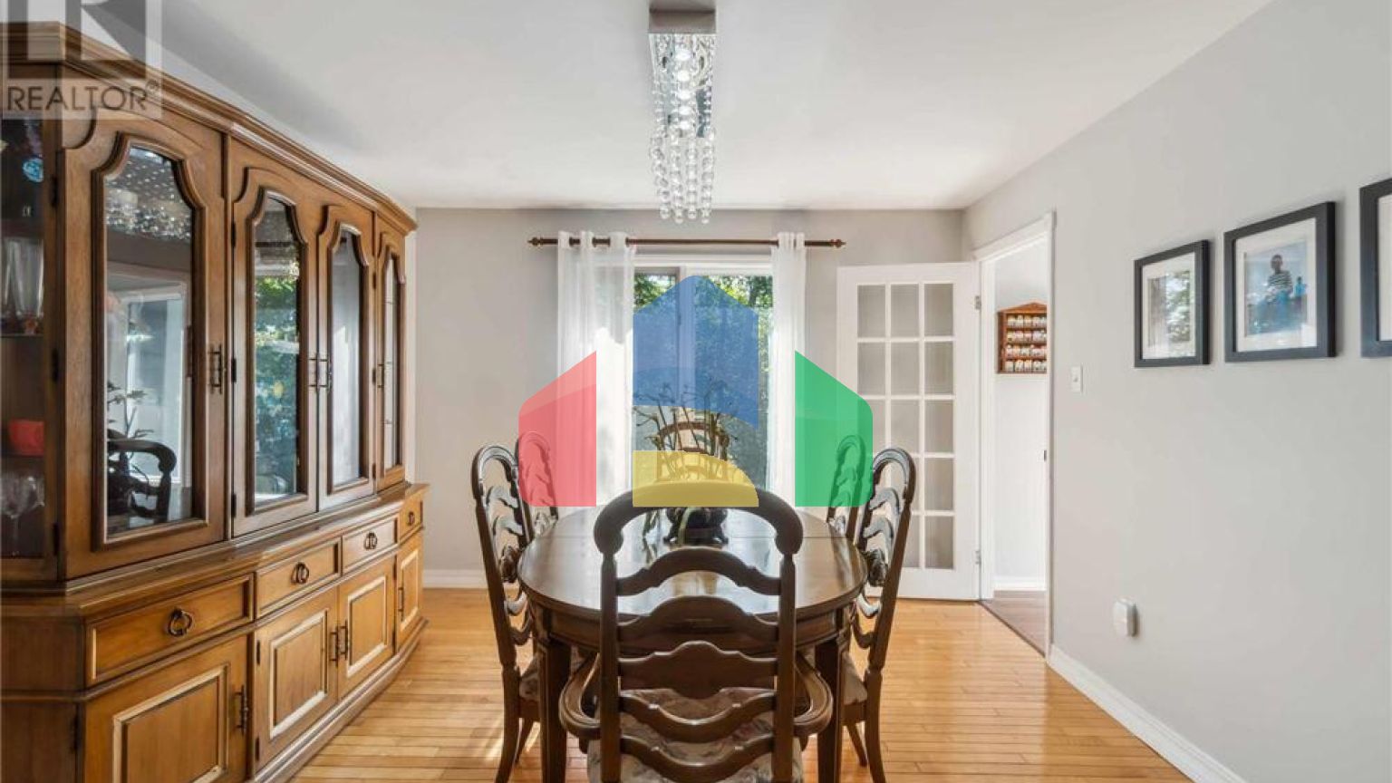 Residential - Single Family Home - Falmouth, Canada - Canada