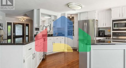 Residential - Single Family Home - Falmouth, Canada - Canada