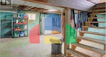 Residential - Single Family Home - Gananoque, Canada - Canada