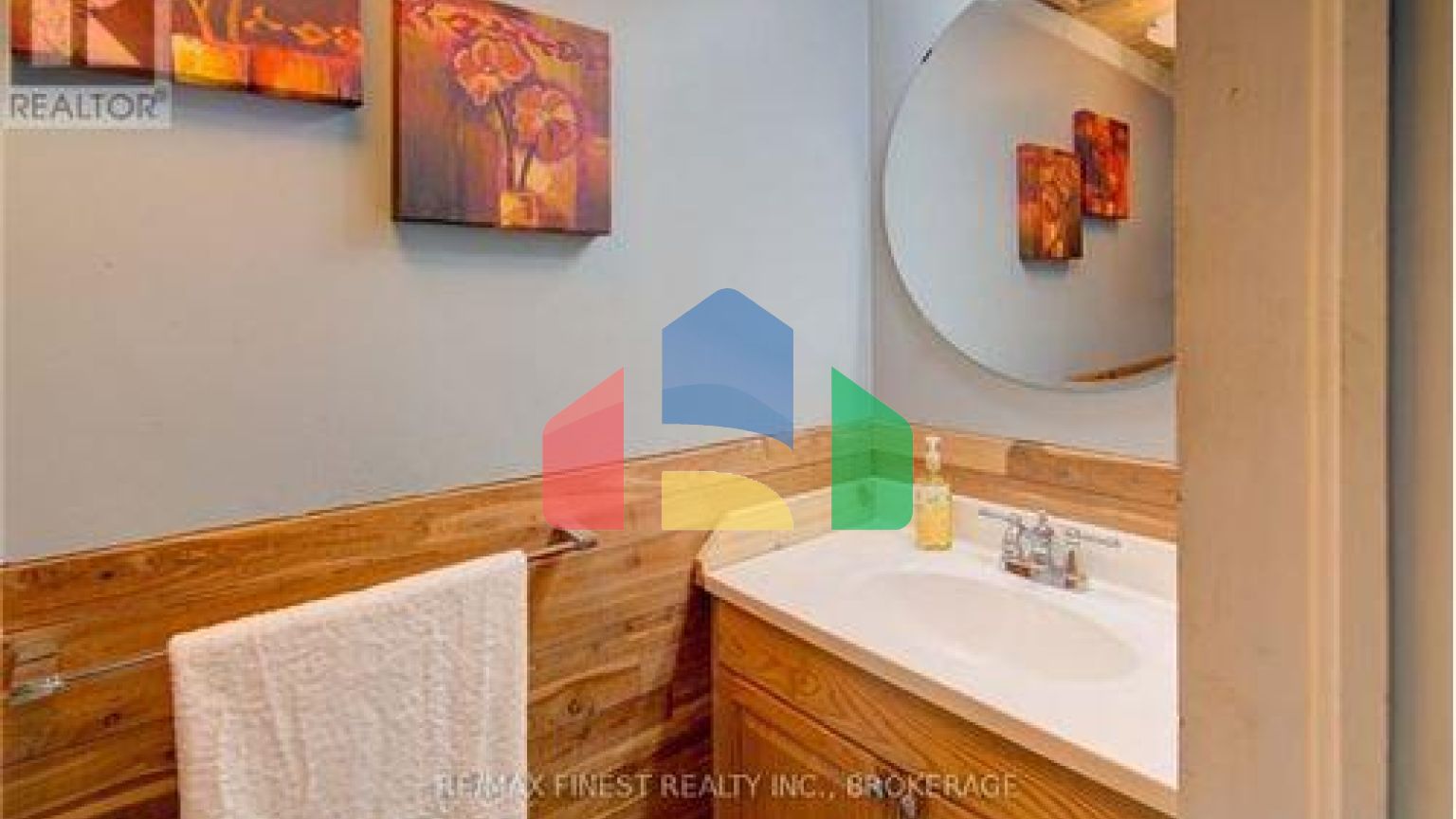 Residential - Single Family Home - Gananoque, Canada - Canada