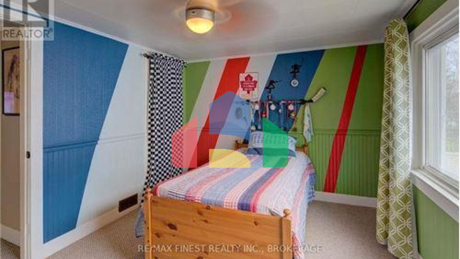 Residential - Single Family Home - Gananoque, Canada - Canada