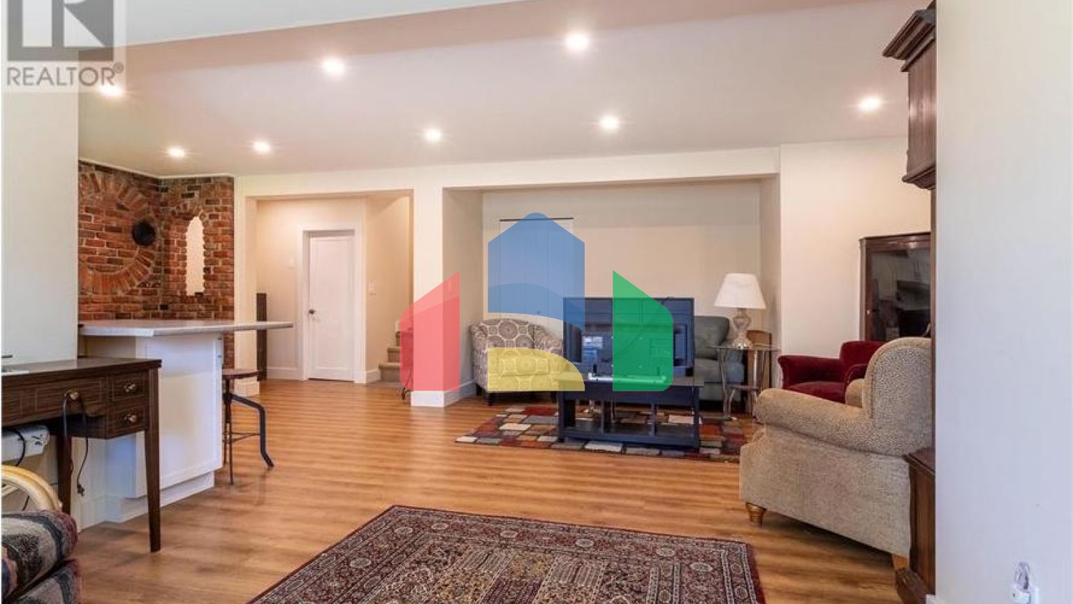 Residential - Single Family Home - Gibsons, Canada - Canada