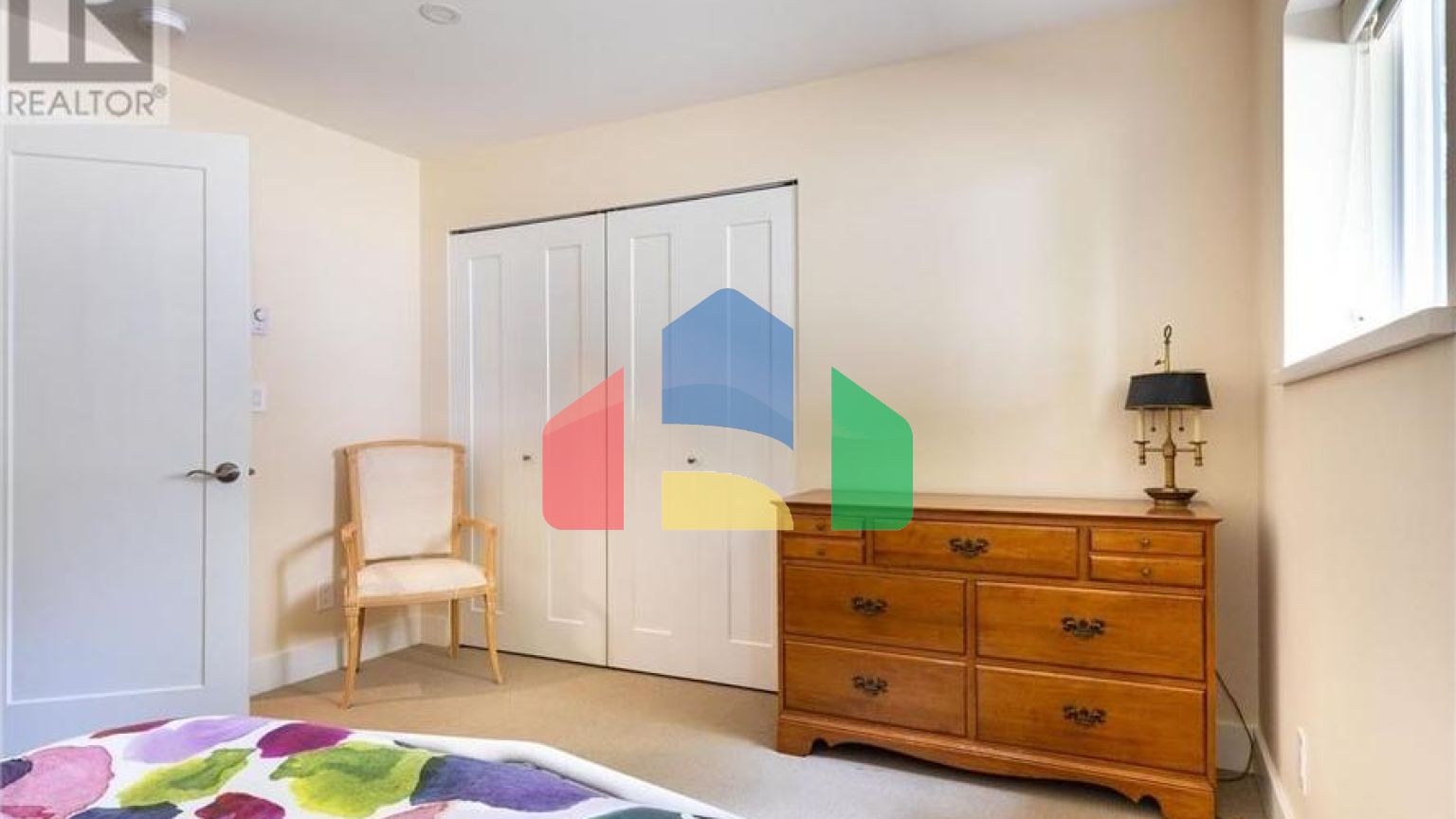 Residential - Single Family Home - Gibsons, Canada - Canada