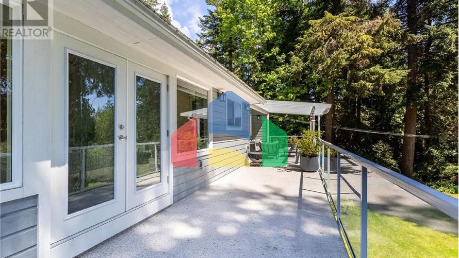 Residential - Single Family Home - Gibsons, Canada - Canada