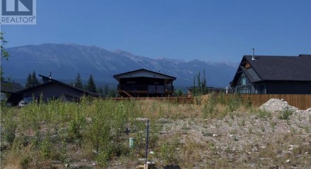 Residential - Vacant Land - Golden, Canada - Canada