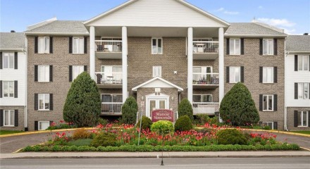 Residential - Condo/Apartment - Granby, Canada - Canada