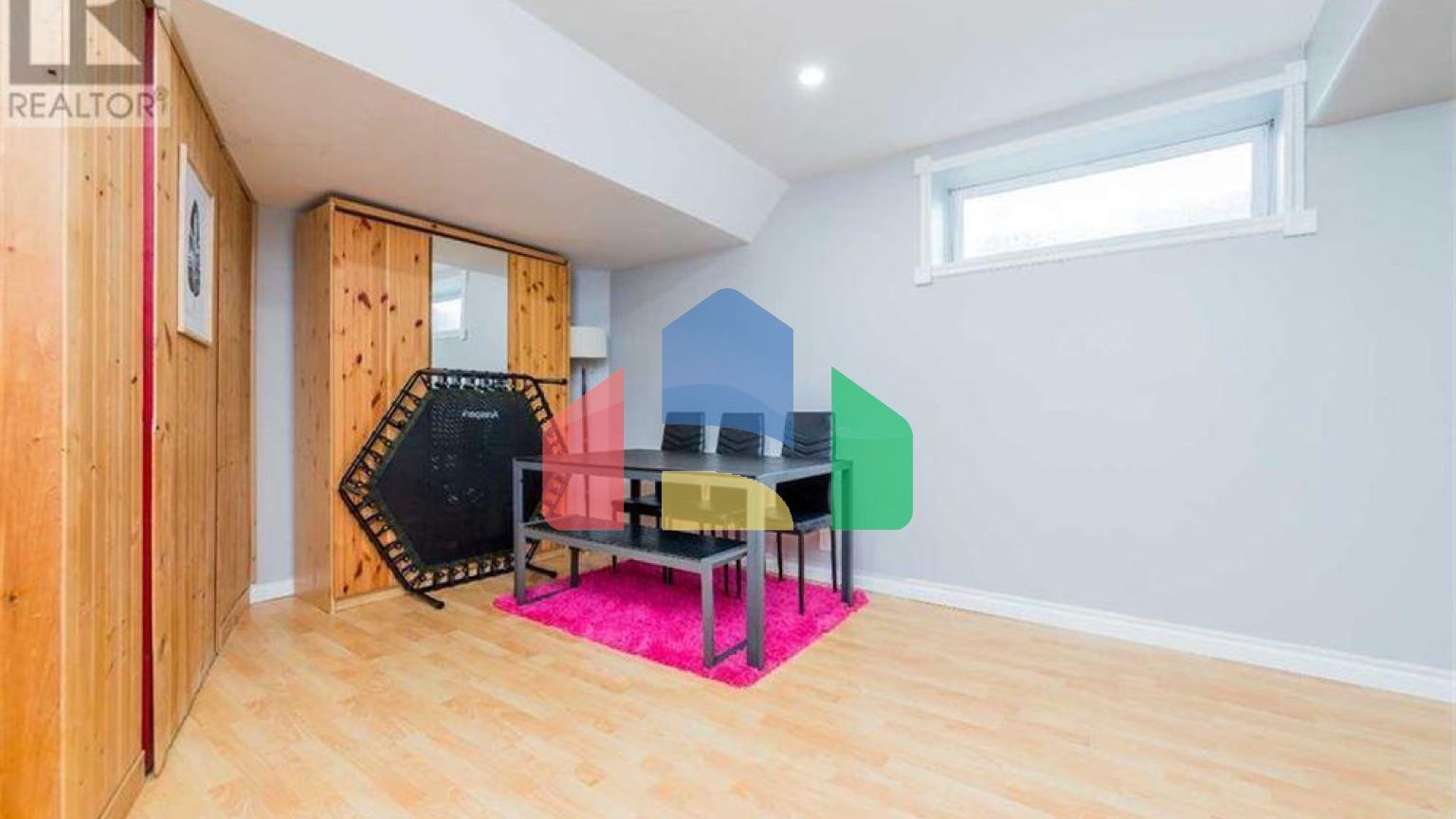 Residential - Single Family Home - Grande Prairie, Canada - Canada