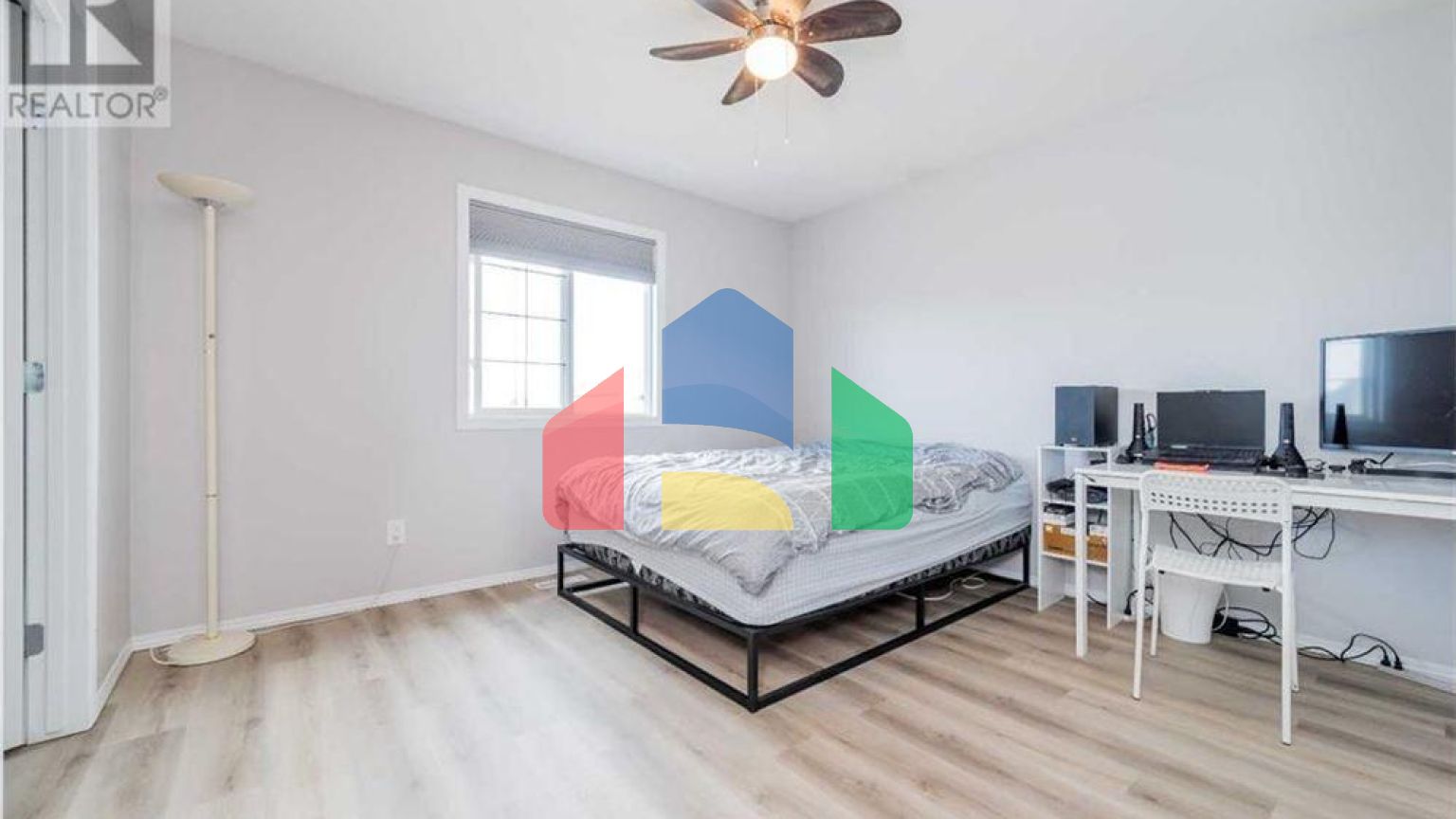 Residential - Single Family Home - Grande Prairie, Canada - Canada