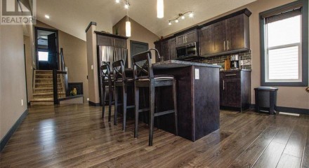 Residential - Single Family Home - Grande Prairie, Canada - Canada
