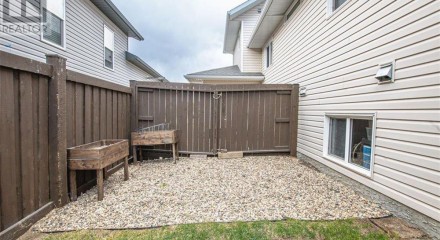 Residential - Single Family Home - Grande Prairie, Canada - Canada